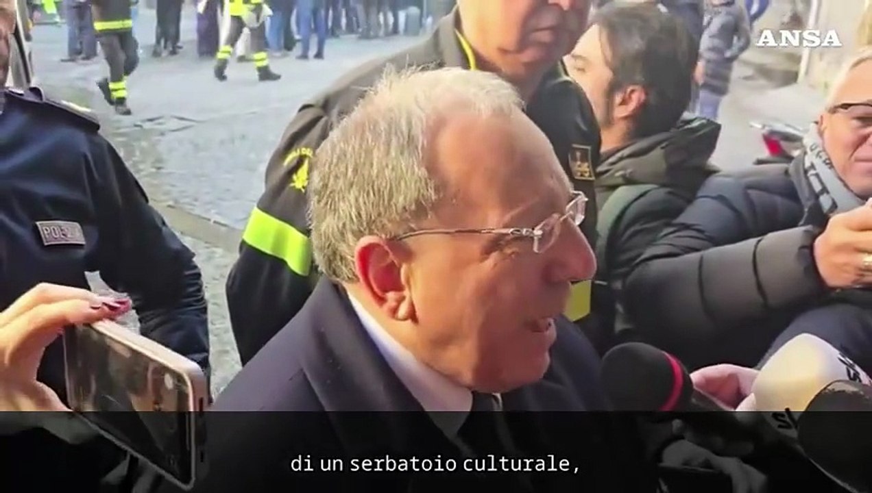 Incendio del Sannazaro, il prefetto di Napoli: "Il teatro distrutto in pochi attimi"