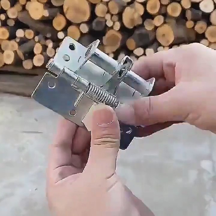 Every Home Needs This Door Closer 🚪🔥
