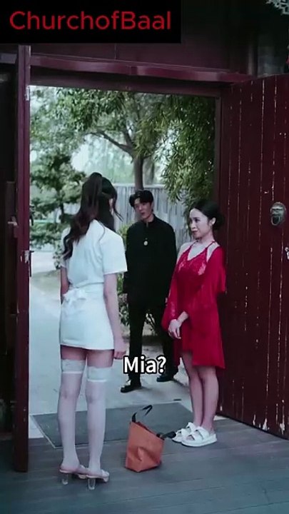 Chinese Short Drama He sent his stepmother to seduce me so he could take the property.