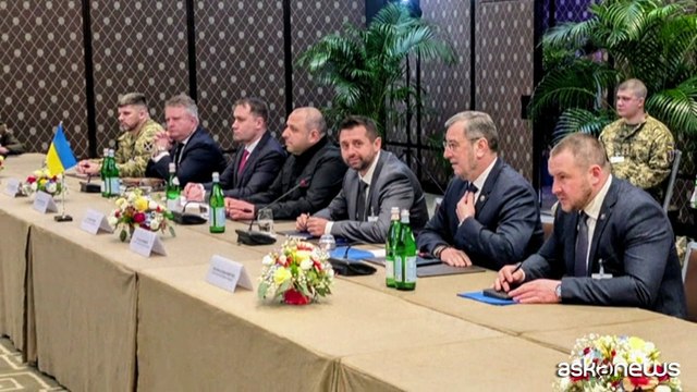 Riprendono a Ginevra i colloqui trilaterali Russia-Ucraina-Usa