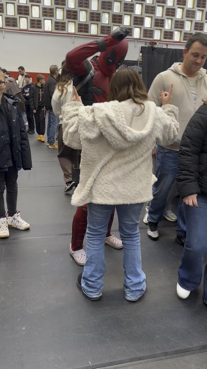 Deadpool dance partout