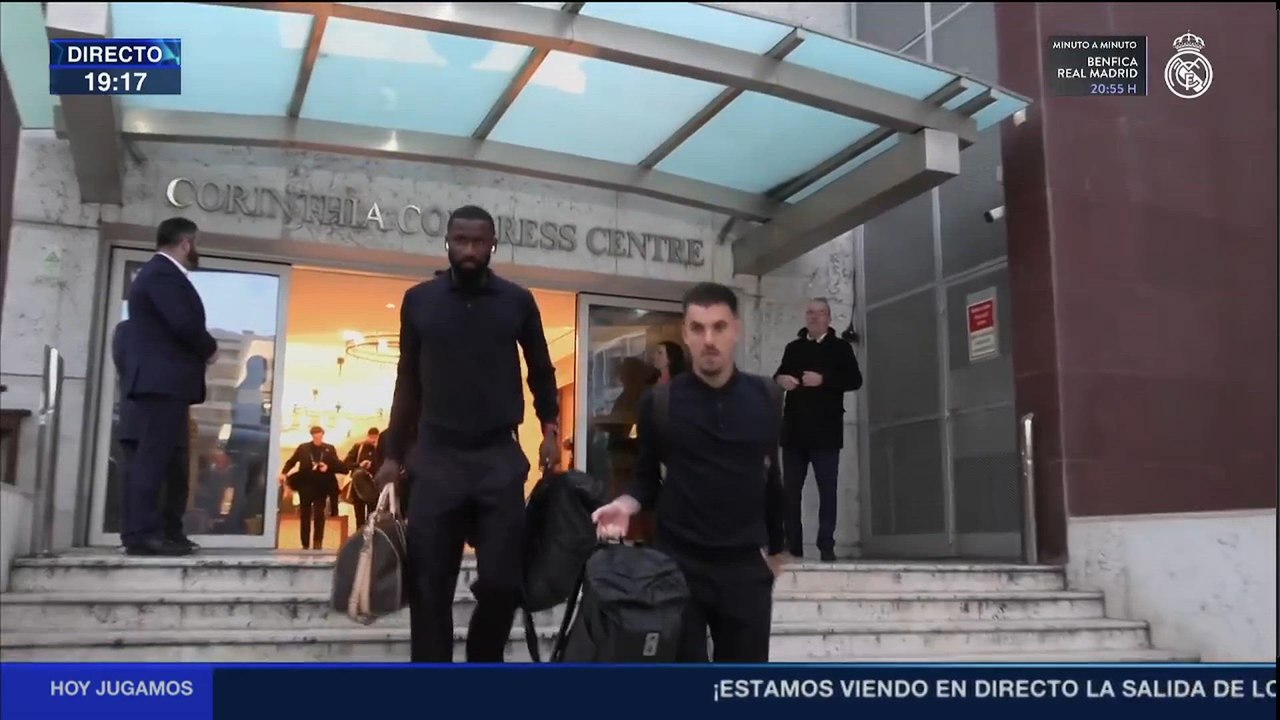 Salida del Real Madrid al Estadio Da Luz | Benfica - Real Madrid