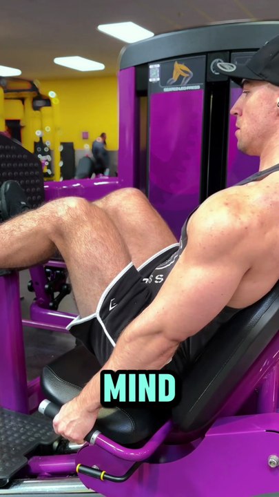 Strength Machine in your Workout Routine! 💪🏋️Strength machines are basically the “training wheels that still build a ton of muscle.” They’re not inferior to free weights, they’re a different tool, with some real advantages.
