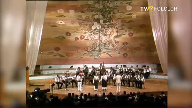 Laura Lavric și Mioara Velicu Cânt ca mi este lumea draga(1992) dirijor Paraschiv Oprea