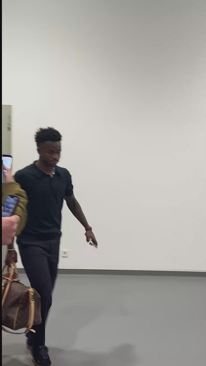 Así salieron los jugadores del Real Madrid del estadio tras la victoria contra el Benfica