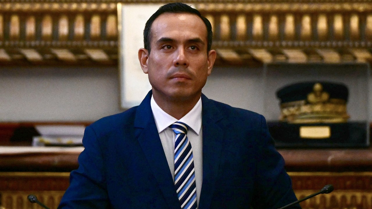Congreso de Perú destituye al presidente interino José Jerí tras cuatro meses en el cargo