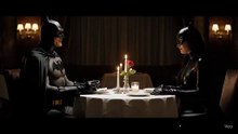 Batman'den Kedi Kadın'a Salatalık Sürprizi