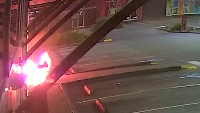Australian man sets himself on fire during alleged robbery