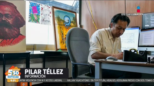 Luego de casi 100 horas, Marx Arriaga deja las oficinas de la Secretaría de Educación Pública