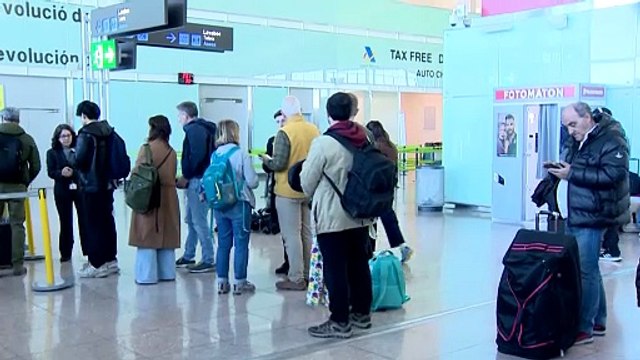 Aena propone una subida media de tarifas de 43 céntimos por pasajero y las Aerolíneas responden