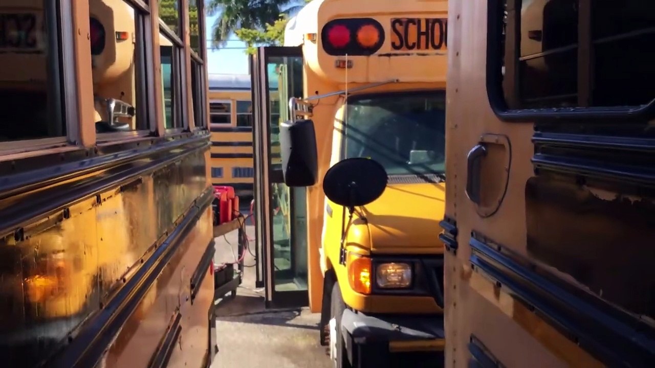 2006 Ford E-450 Blue Bird Handy Bus Lot # 109 - BIDERA Auctions (1080p, h264)
