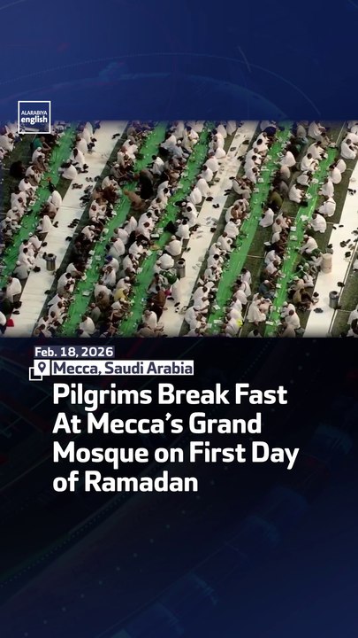 Pilgrims Break Fast At Mecca’s Grand Mosque On First Day of Ramadan