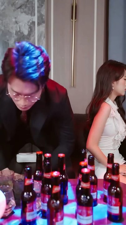 😍 Iced CEO Hates All Touch, But Kisses Cuddly Flyer Girl On The Street. One Kiss Started Everything #FullMovie 🎬