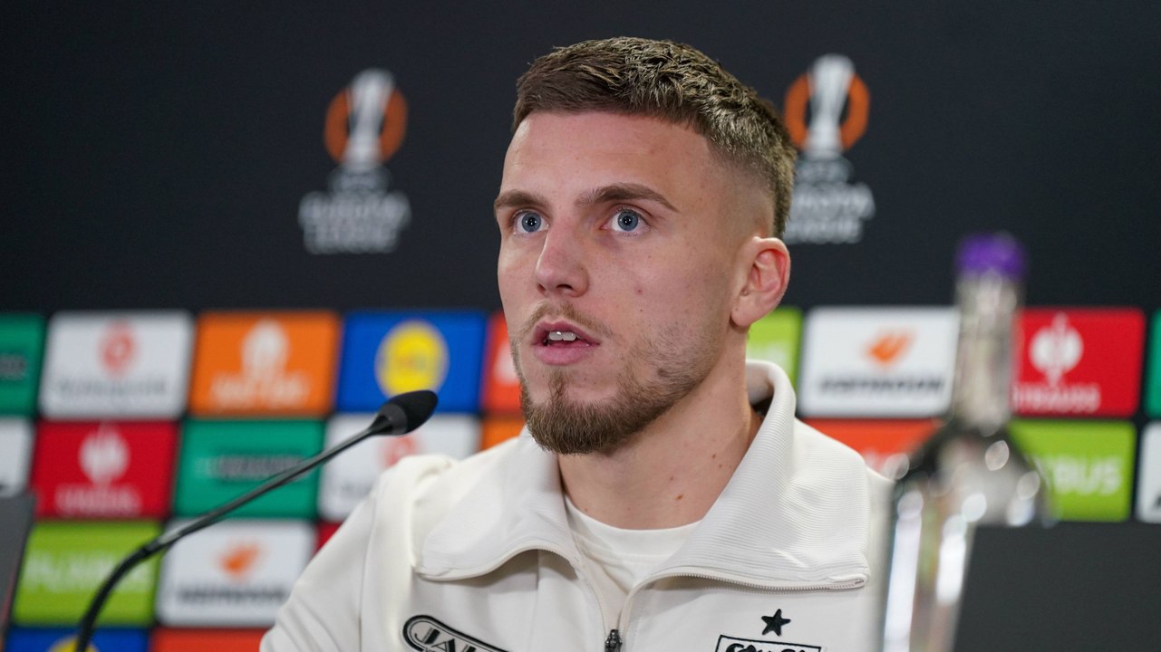 Demirovic schwärmt vor Celtic-Spiel: 'Das merkst du dir als Kind'