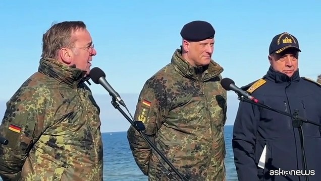 Pistorius presiede esercizi Nato Steadfast Dart 26 in Germania