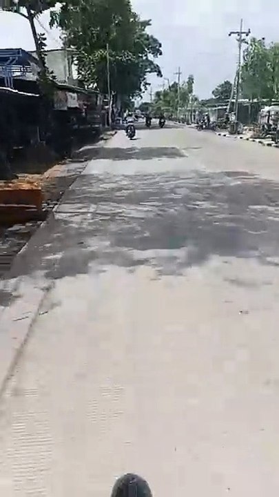 Jalan berjalan