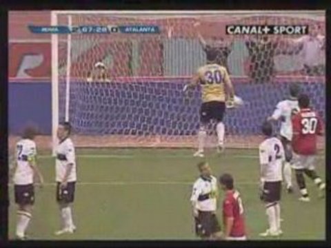 coup franc magistral de de rossi