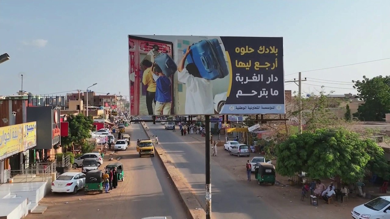 كاميرا العربية تتجول في شوارع الخرطوم وترصد مظاهر الحياة مع قدوم الشهر الكريم