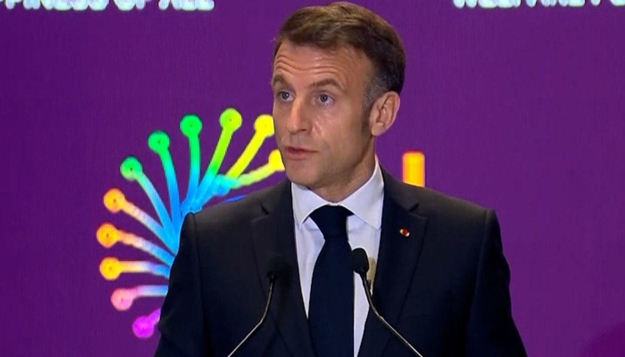 Macron Greets India With ‘Namaste’, Ends Speech With ‘Jai Ho’ at AI Summit