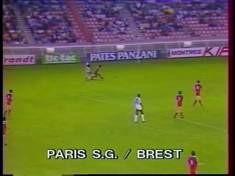 PARIS SG - BREST - 1984 - SAISON 1984/1985 -