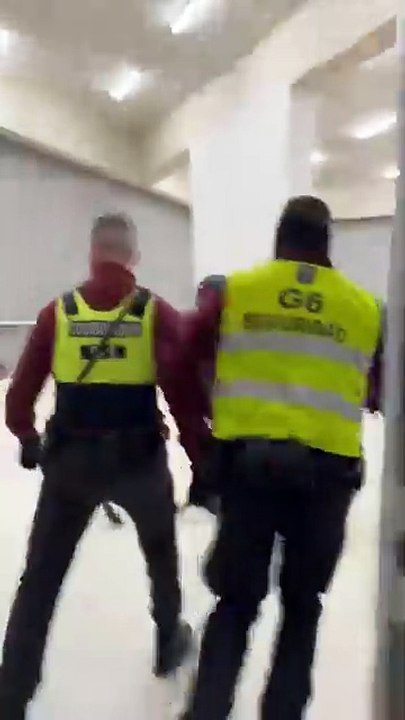 Confrontos entre adeptos da Osasuna e Polícia