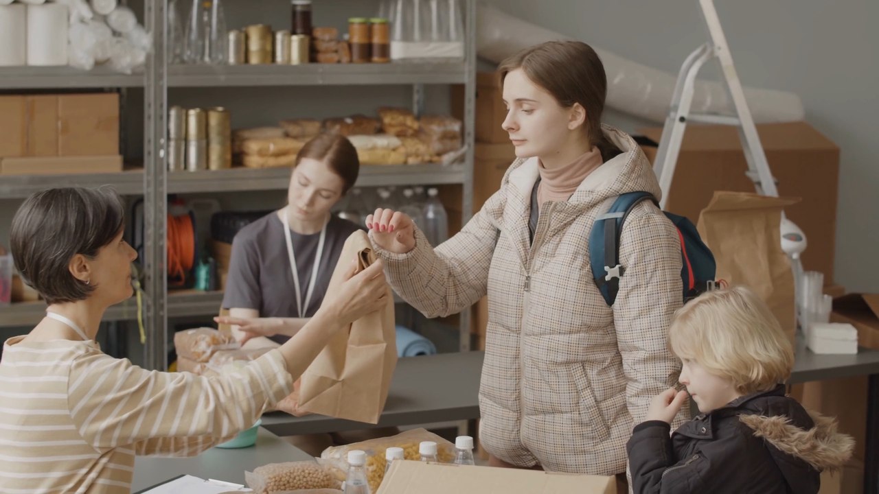 UK child poverty figures to be revised after survey under-reporting identified