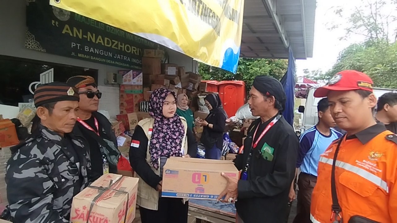 bantuan bencana padasari