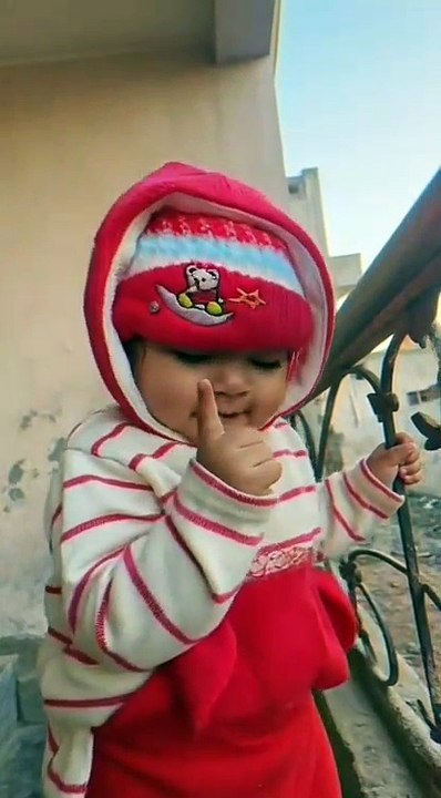 Cute 🥰 Baby 🍼