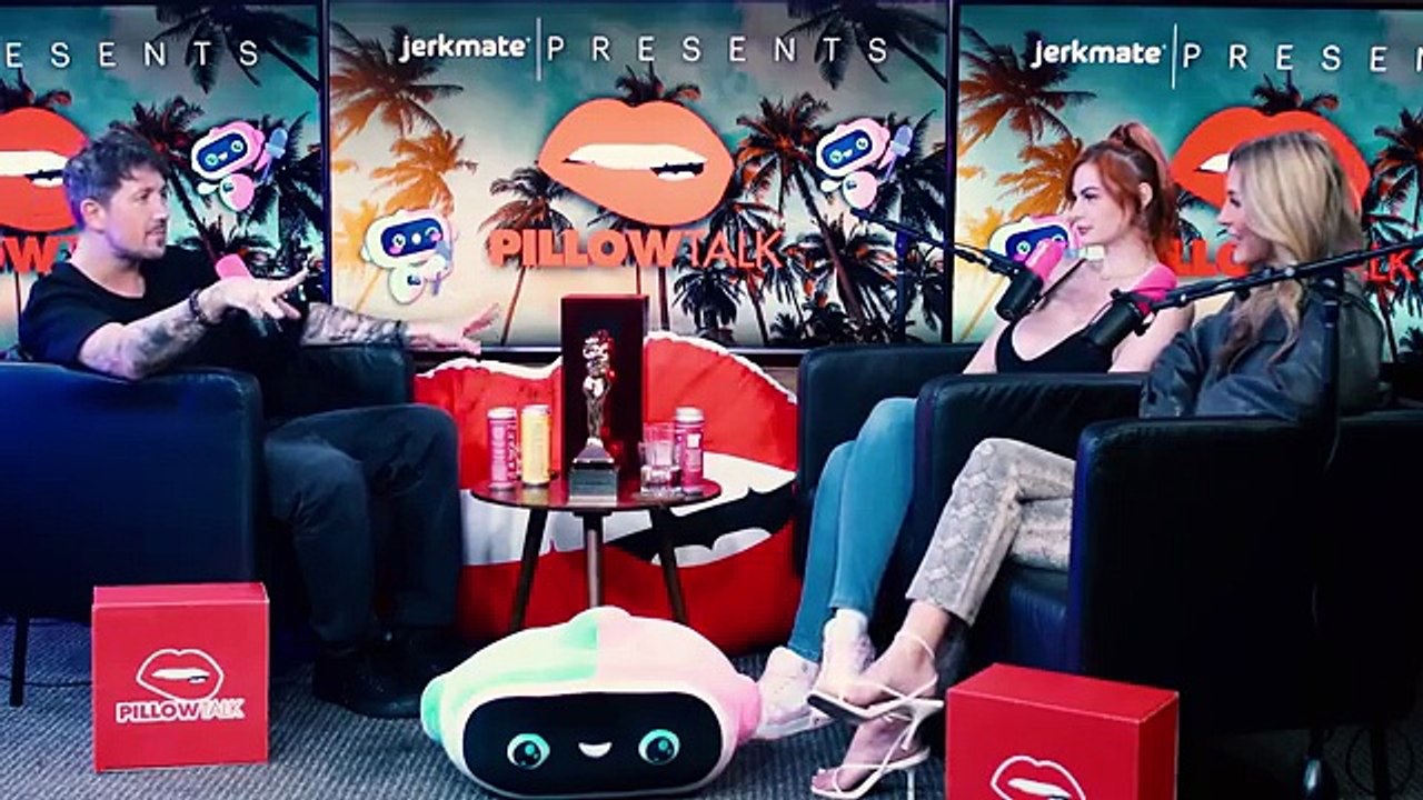 ABIGAIIL MORRIS & ITSLO HOSTING THE 2026 AVN AWARDS