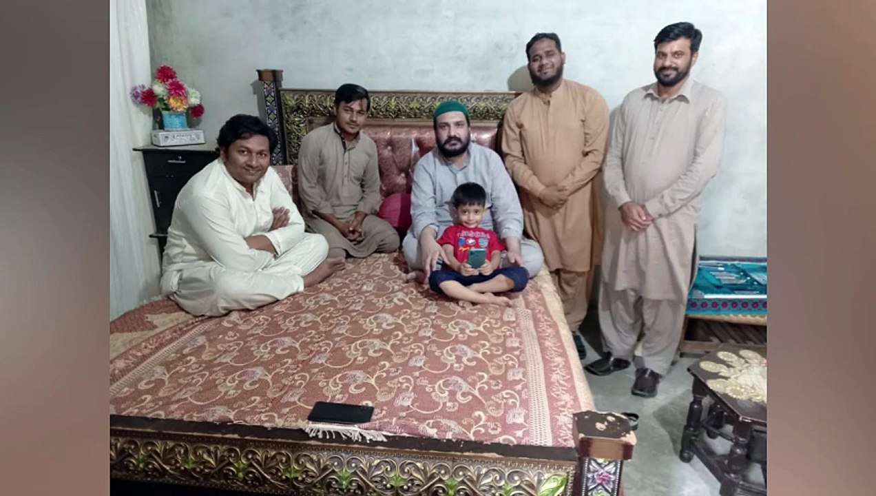 مُرشد کریم کی حافظ محمد طاہر ضیاء صاحب دیپالپوری کے گھر آمد۔