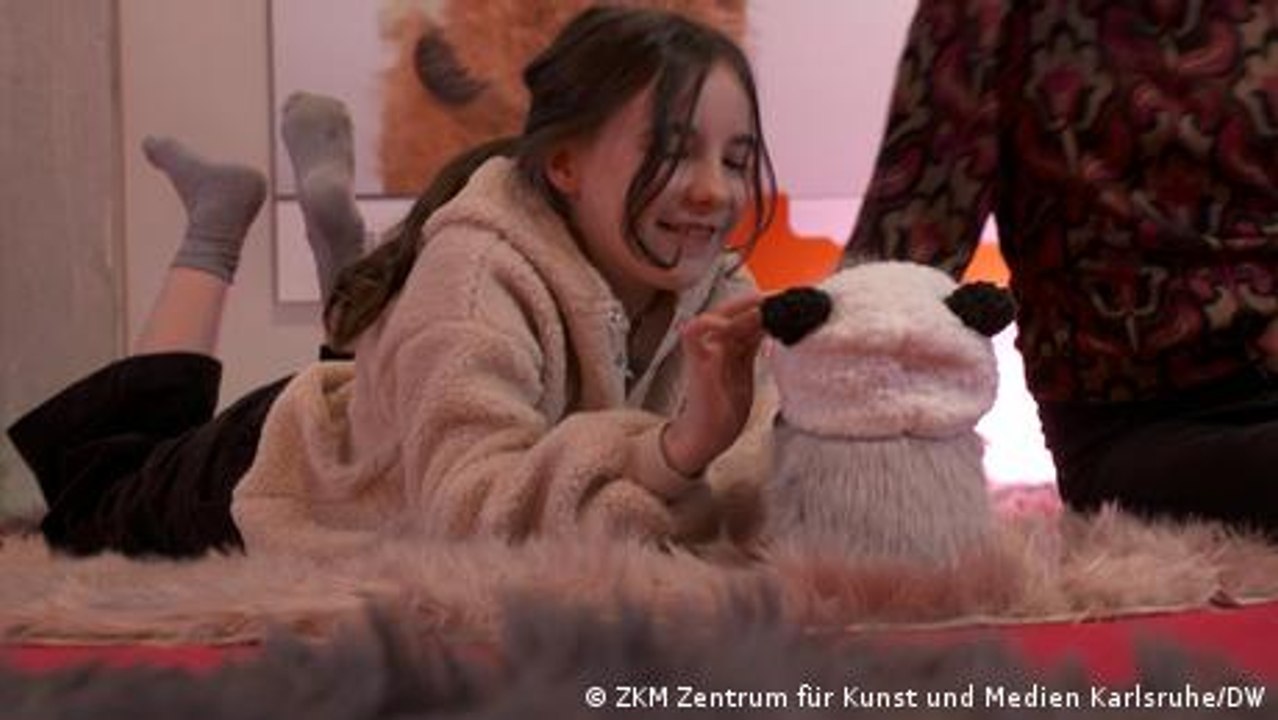 Schnurrende Maschinen: Kinder und KI-Spielzeug
