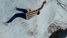 Tourist enjoy in snow