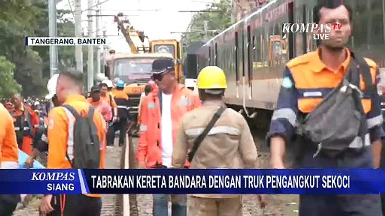 Pantauan Terkini Evakuasi Kereta Bandara Soekarno-Hatta Anjlok Usai Tabrak Truk di Tangerang
