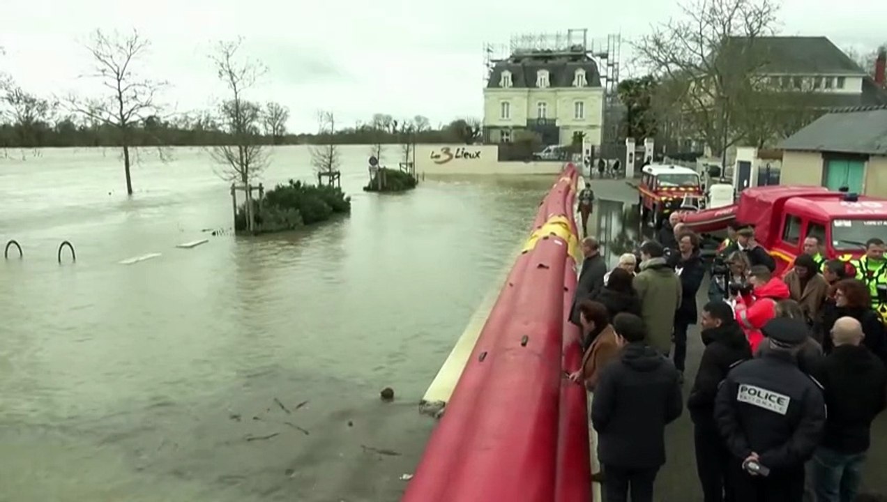 Inondations à Angers : la crue de la Maine et de la Loire inquiète