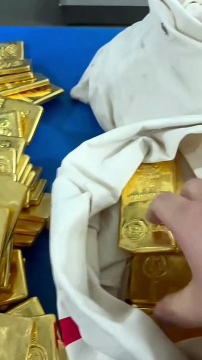 #Gold #GoldBars #GoldInvestment #InvestInGold #GoldPriceUpdate #PreciousMetals #WealthCreation #SmartInvesting #FinancialFreedom #StartupRiches