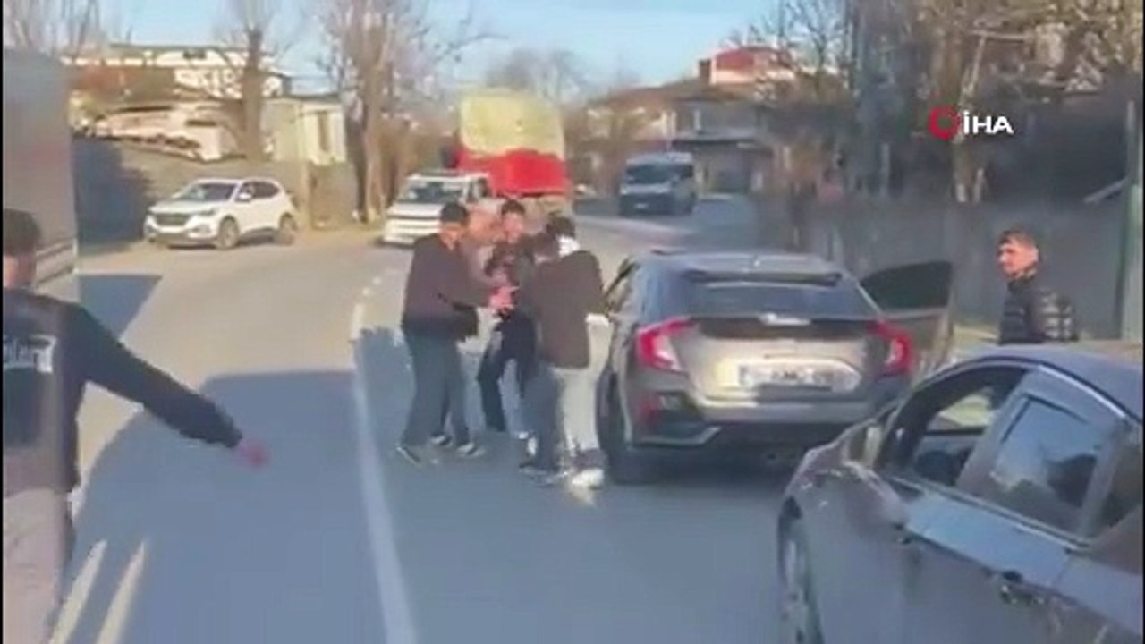 Cadde Boks Ringine Döndü