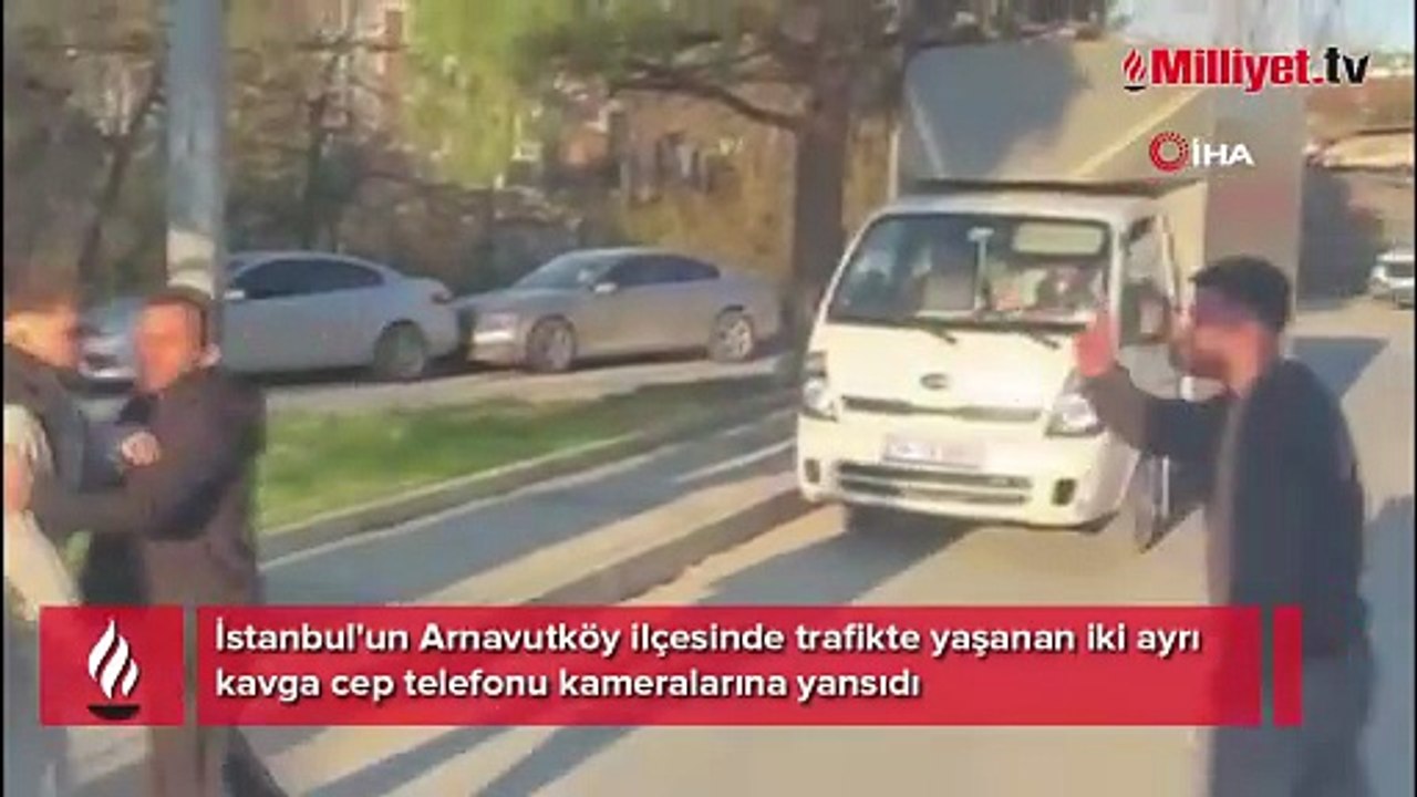 Cadde boks ringine döndü! Yumruklar havada uçuştu