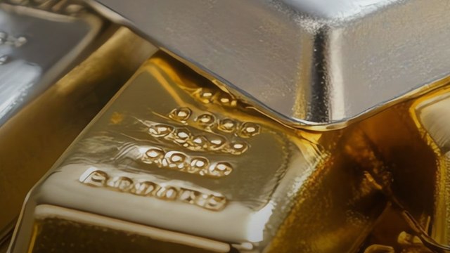 Gold हुआ सस्ता, Silver का बढ़ा भाव