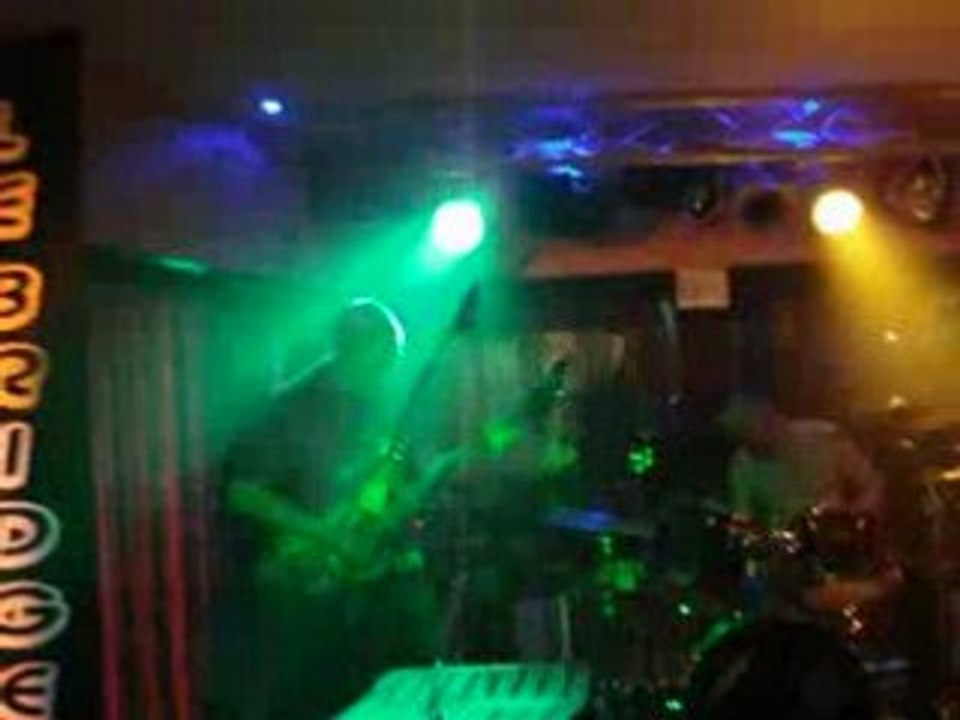 NELSON MONFORT, DU METAL EXTREME AU BRIDGE CAFE CONCERT