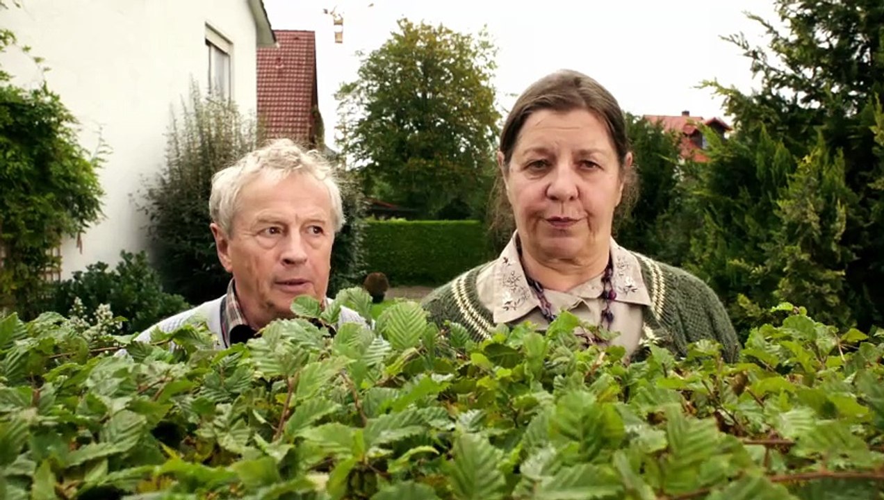 Der Trailer zu Dampfnudelblues zeigt die Stimmung, die ihr im bayerischen Krimi erwarten könnt