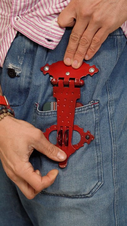 This simple anti theft hack actually works 😳 Can stop pickpockets
