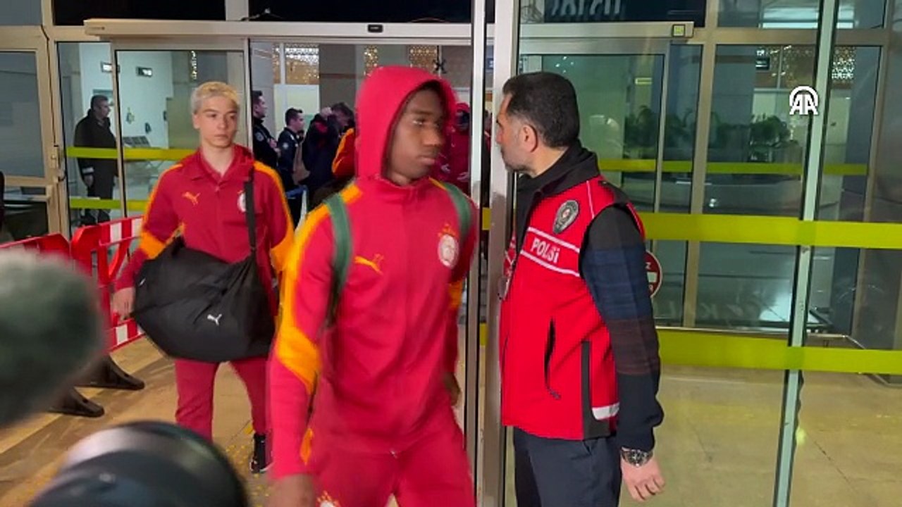 Galatasaray kafilesi Konya'ya geldi