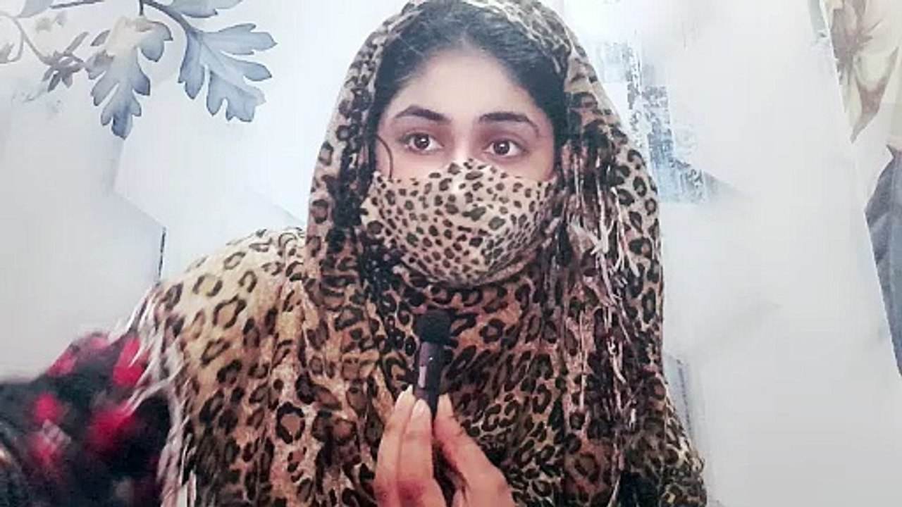 Mary-Kate & Ashley Olsen Shock Fans With Rare NYFW Appearance