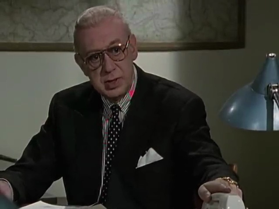 Derrick - Folge 225 - Die seltsame Sache Liebe