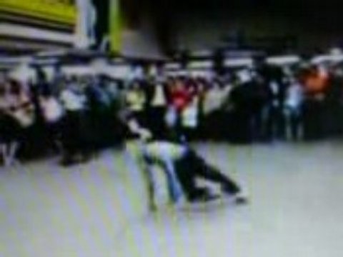 Dance a la fin regarder bien.....