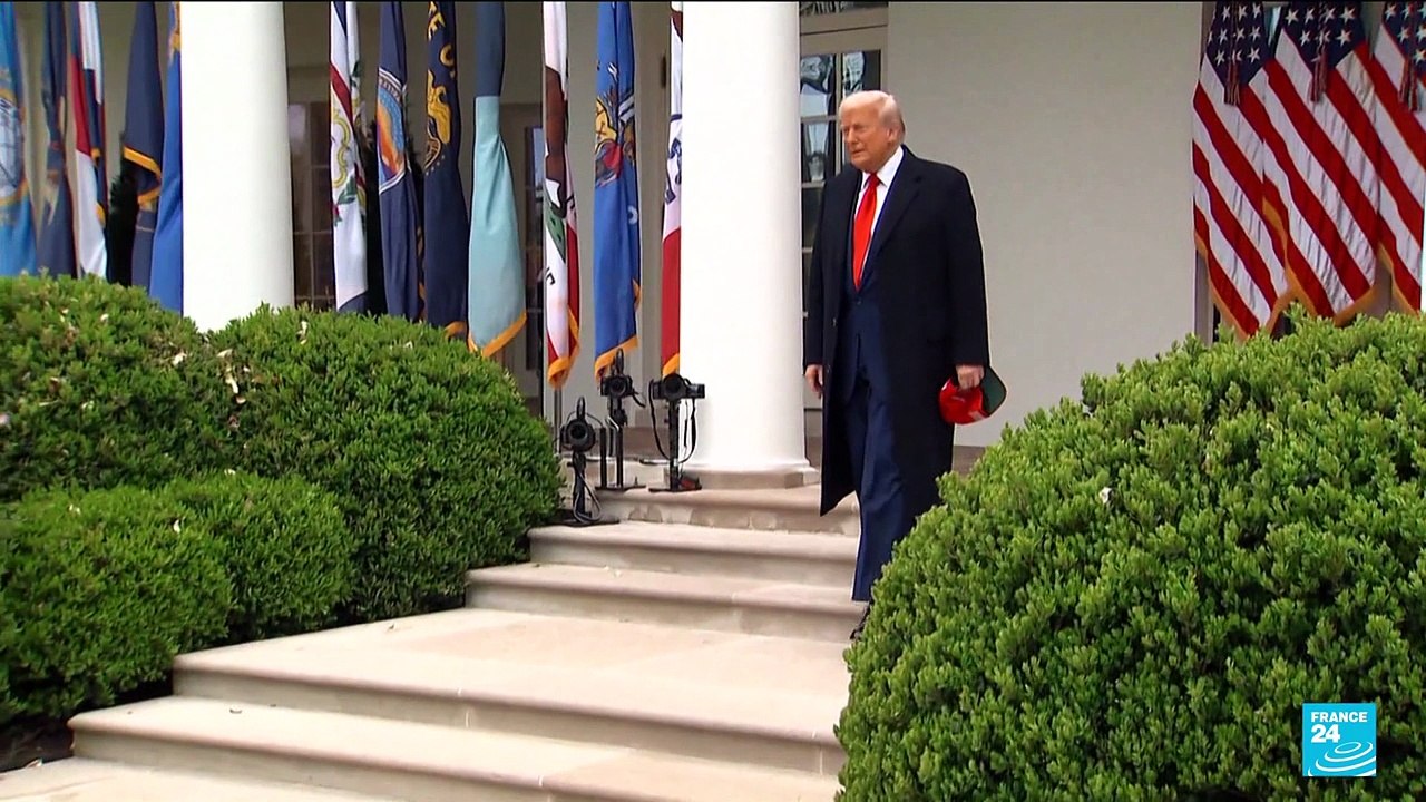 Après l'invalidation des droits de douane, Donald Trump menace d'imposer une taxe mondiale de 10 %