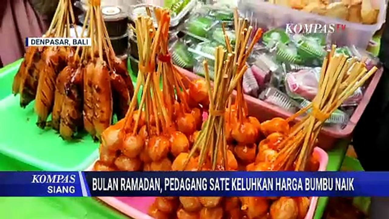 Pedagang Sate di Denpasar Tahan Harga Jual Mesk...