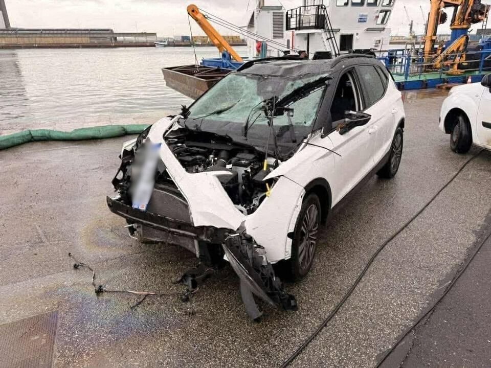 Le Havre. Alcoolisé, il veut traverser le pont de l'écluse... qui est relevé