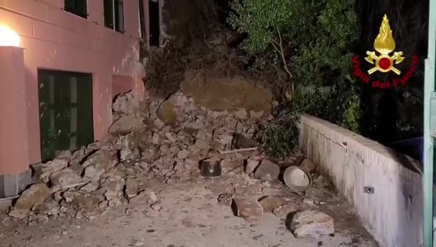 Genova, muraglione crolla a Castelletto: paura tra i residenti, area messa in sicurezza (21.02.26)