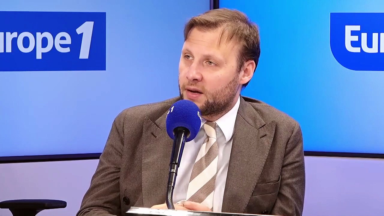 Polémique : Marie Coquille-Chambel, militante féministe, apporte son soutien à la Jeune Garde, à Raphaël Arnault et à LFI